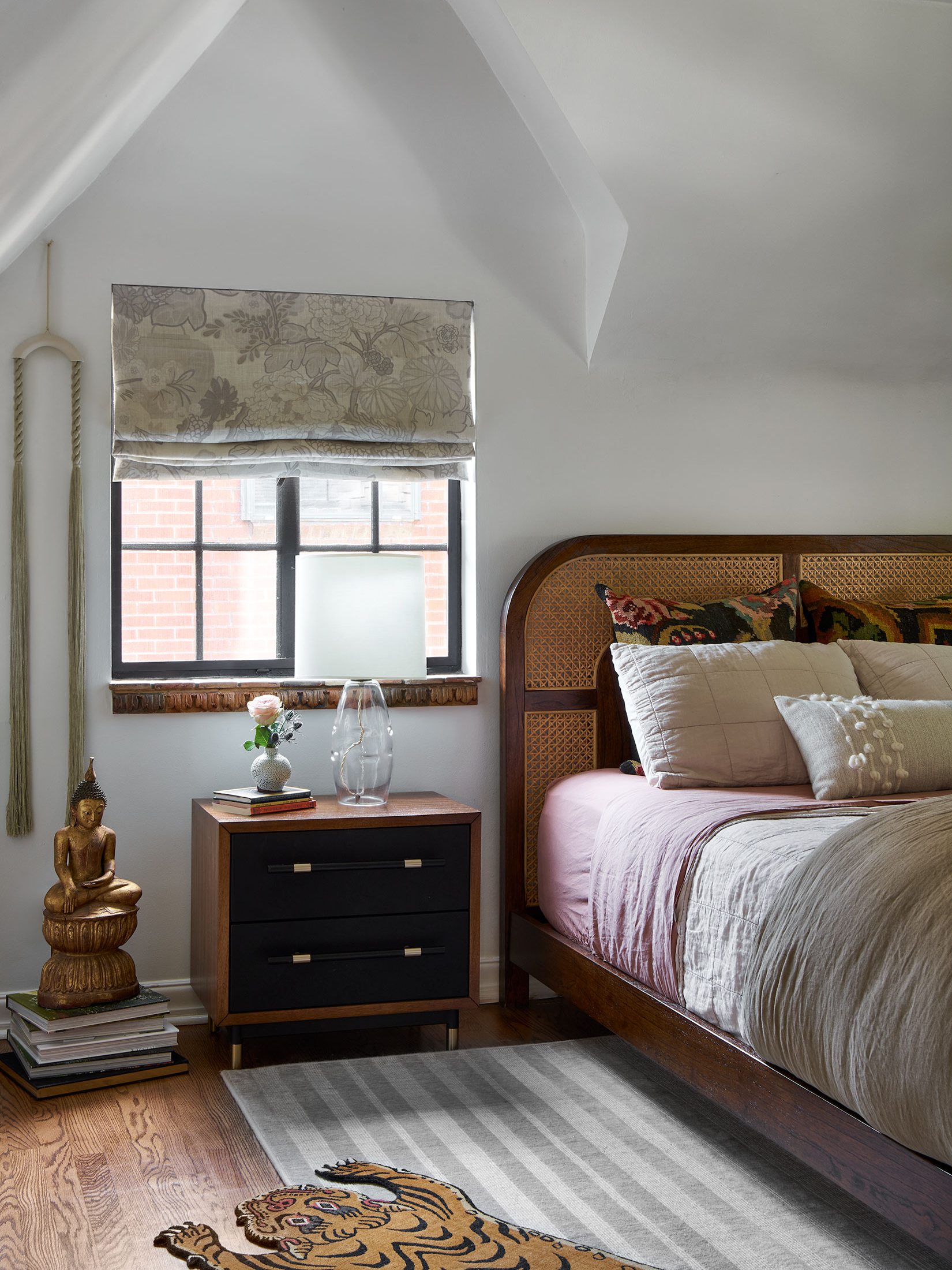 Duet 660 Bellaire 07 28 23 Primary Bedroom W Floral Web
