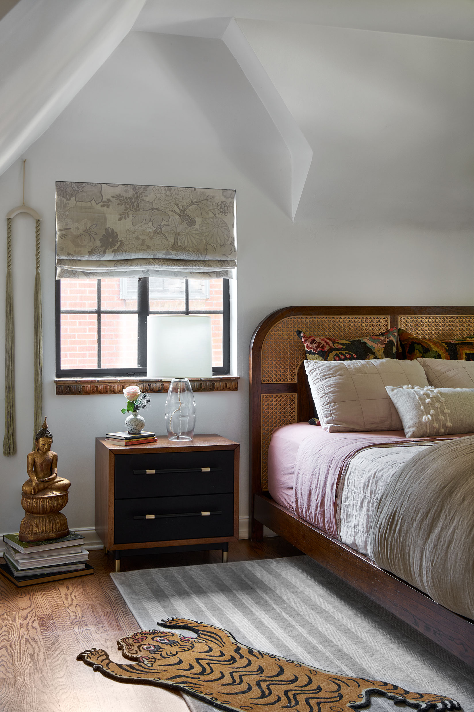 Duet 660 Bellaire 07 28 23 Primary Bedroom W Floral Web